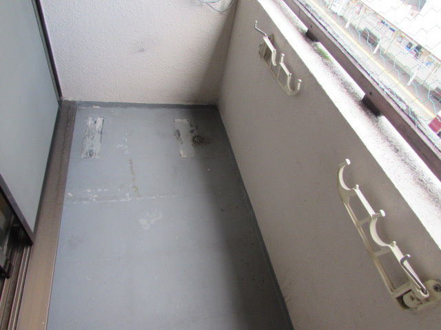 大仲売布メゾンドムールのバルコニー