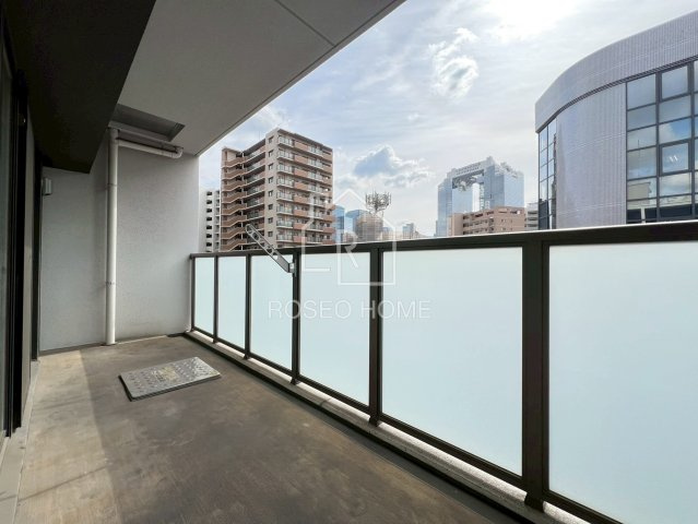 ブリエウメキタのバルコニー