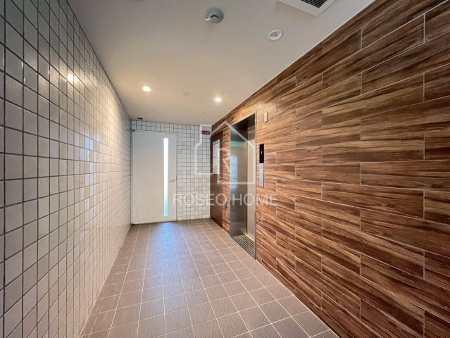 ブリエウメキタのロビー