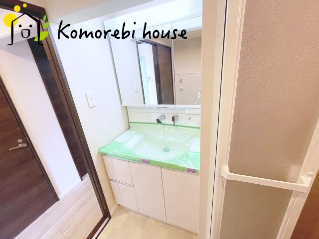 グラン・ドムール吹上の独立洗面台|26.2.9撮影済み