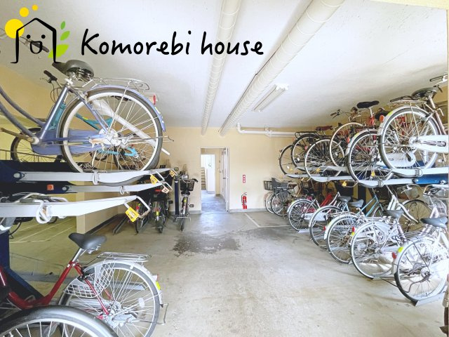 グラン・ドムール吹上の駐輪場|26.2.9撮影済み