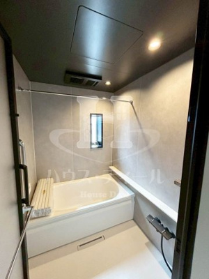 【浴室】 | Hale Luana | 日々の暮らしに欠かせないお風呂です