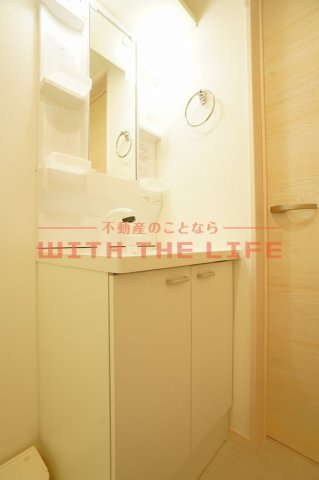 ADC津福セレーノ【キャッシュバック対象物件】の独立洗面台|独立洗面台あり、毎朝おしゃれに忙しい女性の方におすすめです