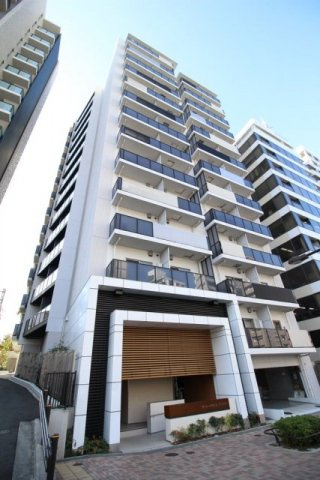 渋谷区本町３丁目の賃貸マンションの外観