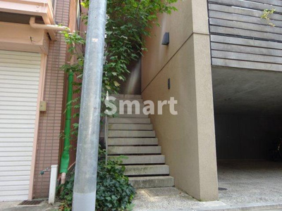 【エントランス】 | ブラヴィミタカ