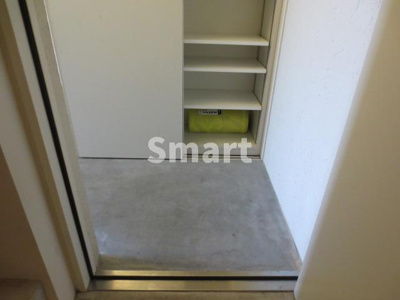 【玄関】 | ブラヴィミタカ