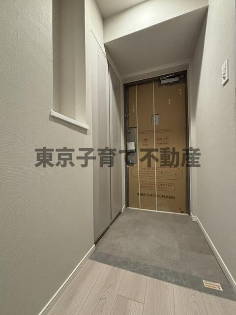 スプランディッド上野Ｎｏｒｔｈの玄関