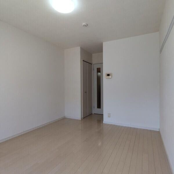 エスポワールツツミの洋室