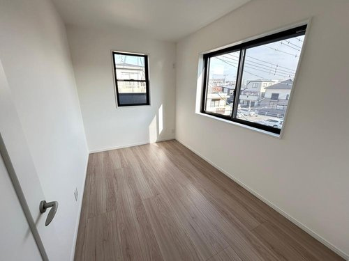 甲子園口5丁目　新築戸建の洋室