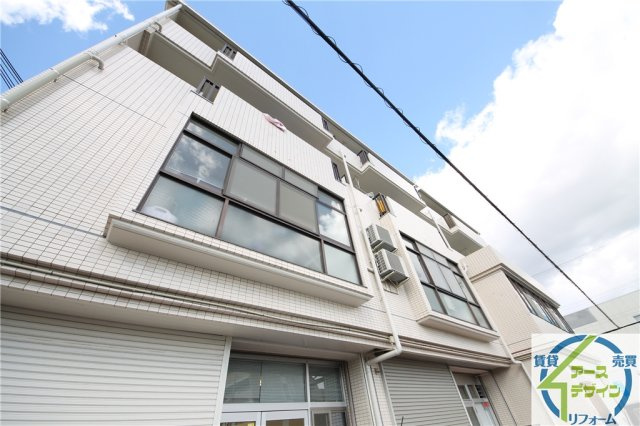 第二井住ビルの外観