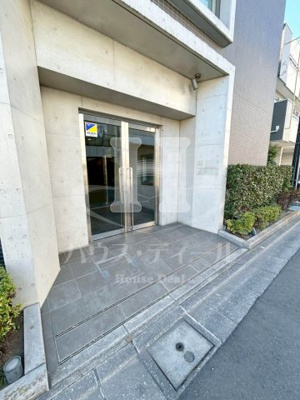 【エントランス】 | パテラ川口 | 清潔なエントランスです