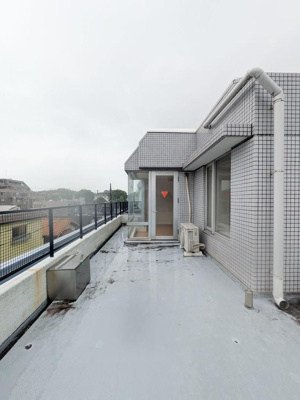 【バルコニー】 | ブルンネン国立５０