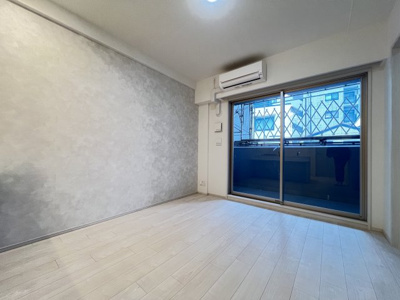 【居間・リビング】 | スプランディッド梅田WEST