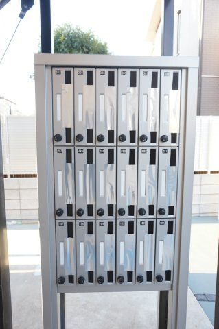 リブリ・グリュ アンレーヴのその他