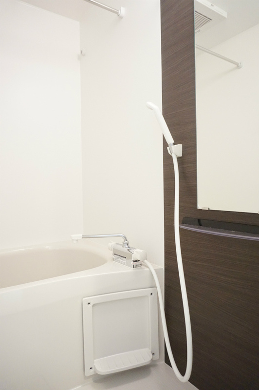 リブリ・グリュ アンレーヴの浴室