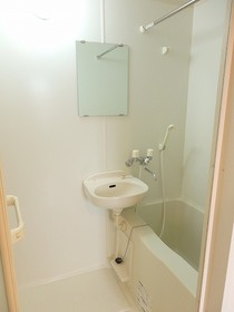 本八幡レジデンスの浴室