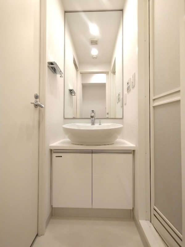 クレイシア西横浜の洗面所|独立洗面台♪