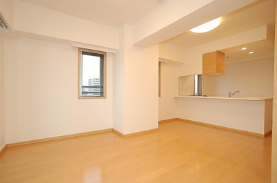 【居間・リビング】 | グランドコンシェルジュ錦糸町アジールコート | リビングです