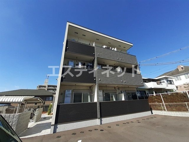 サンライズ・メモリーの外観