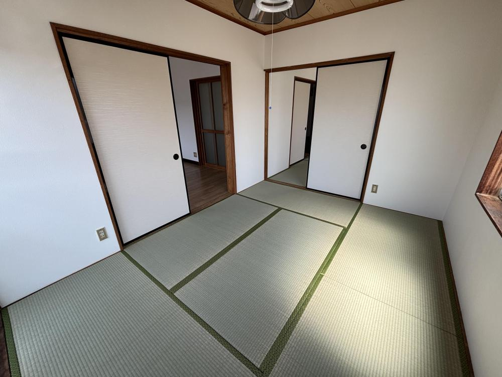 ニューメゾン石川の和室