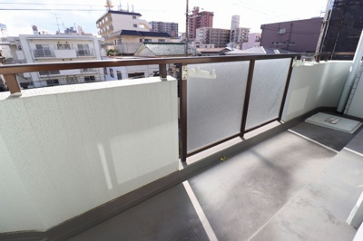 【バルコニー】 | ティピカルタルミ