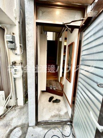 ももたろうハウスの玄関