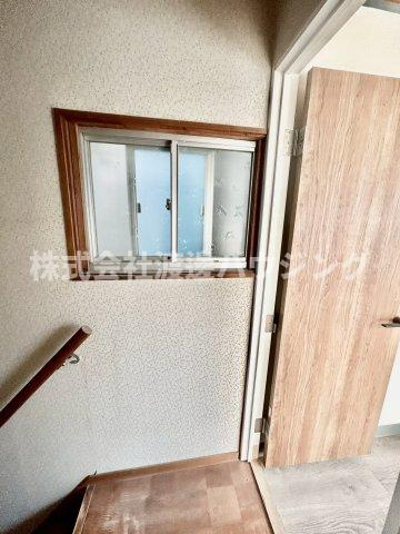 ももたろうハウスのその他|窓