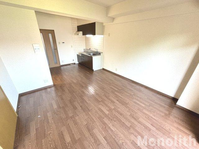 ラフォレグラースの居間・リビング