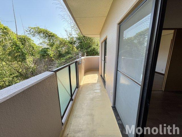 ラフォレグラースのバルコニー