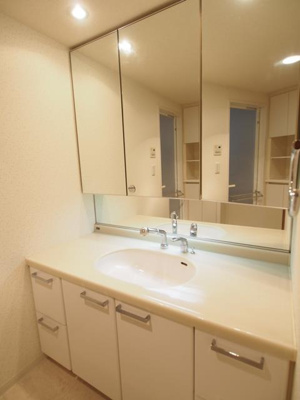 【洗面所】 | ファミール羽衣公園前