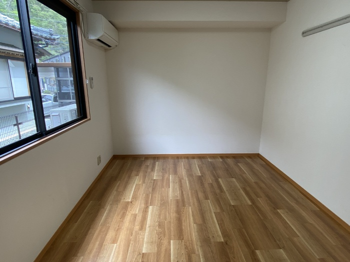 コンフォール２１の洋室