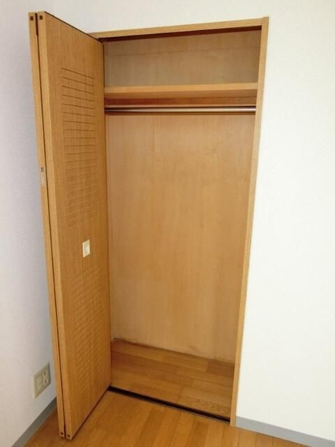 スカイコート目白台の収納