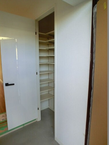 プラスカナールの収納|【人気シリーズ物件】大型シューズクロークも有り、これだけあれば安心！靴もたくさん収納できます♪