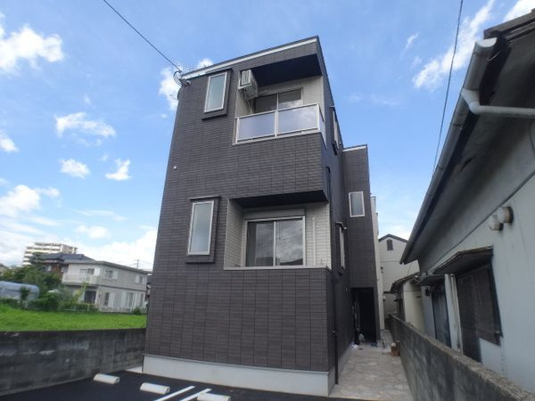 大野城市瓦田１丁目のアパート