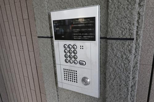クレベール清水のセキュリティ|オートロック、ＴＶモニターインターホン、給湯システム、洗浄便座、便利機能で設備も充実しています♪