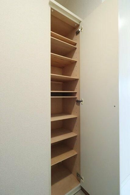 フロール巣鴨の収納