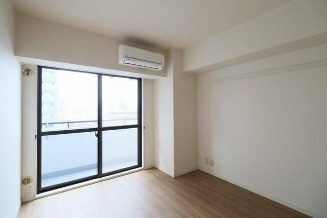 フロール巣鴨の居間・リビング