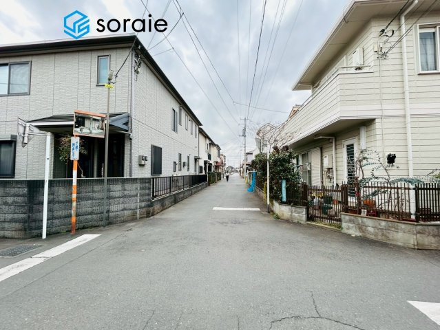 所沢市狭山ヶ丘2丁目　全1棟　新築戸建の前面道路含む現地写真|2/24　撮影
