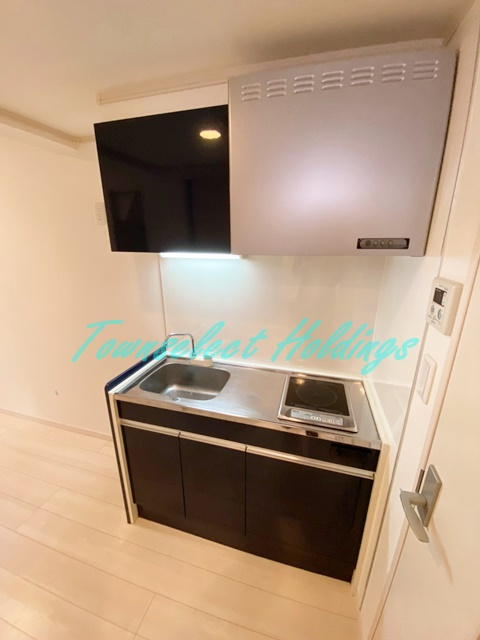 ハーミットクラブハウス追浜ヒルズのキッチン|IHクッキングヒーターで掃除も楽チン♪