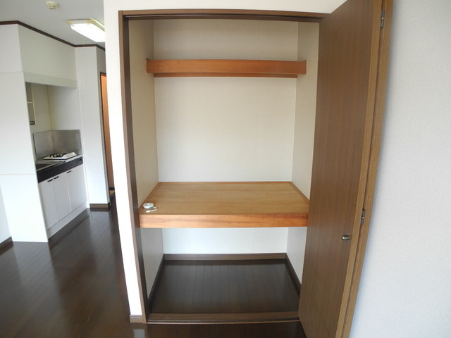 フォーサイト千歳の収納