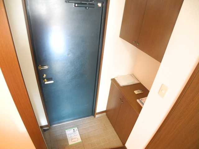 フォーサイト千歳の玄関