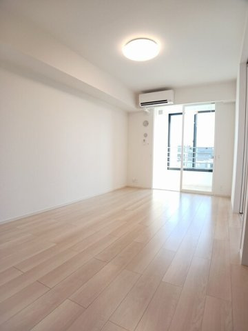 シエロガーデン柏崎Ａの居間・リビング