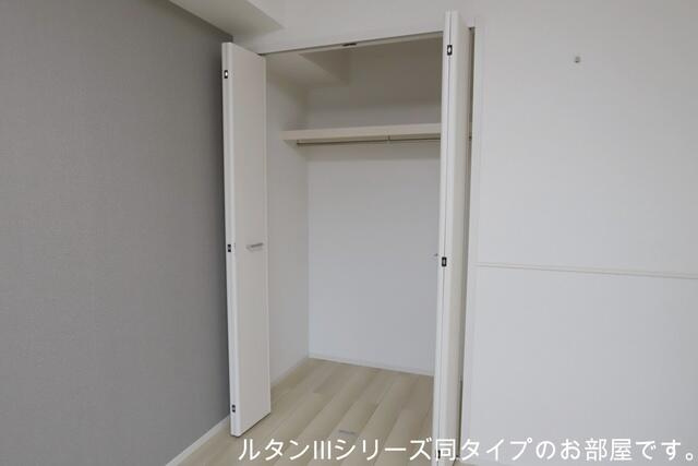 稲城市矢野口のアパートの収納