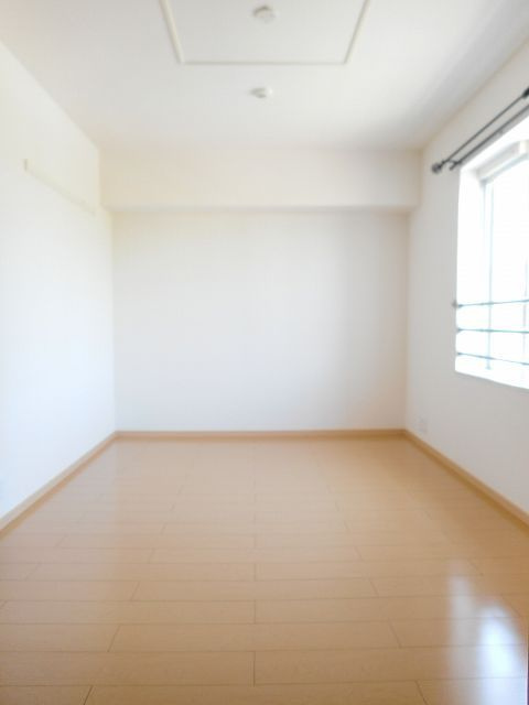 アヴェニューＢのその他