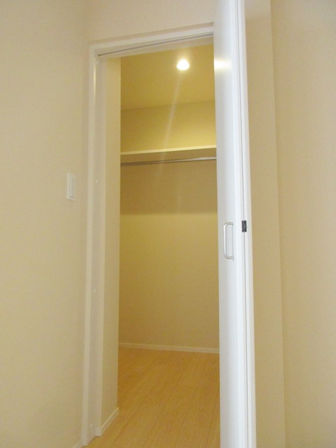 Ｅｓｐｅｒａｎｚａ　エスペランサの収納|★ウォークインクローゼット１．８帖★