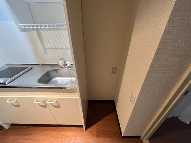 冷蔵庫置き場