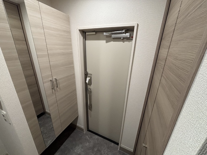 Maison de 青木の玄関