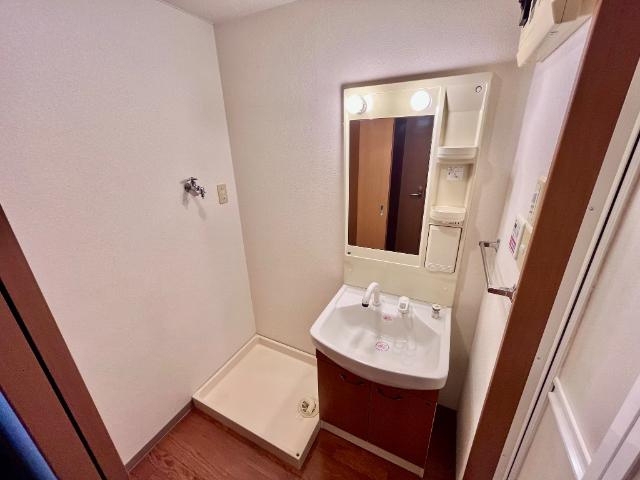 イーストサイドハイツの洗面所|洗髪洗面化粧台