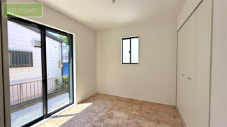 【玄関】 | 小学校6分　リビングイン階段　ZEH水準の長期優良住宅　香取1　全3棟　1号棟 | 同タイプ