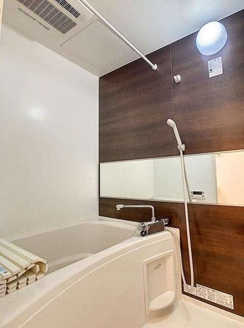 ルークラティブ蓮根の浴室